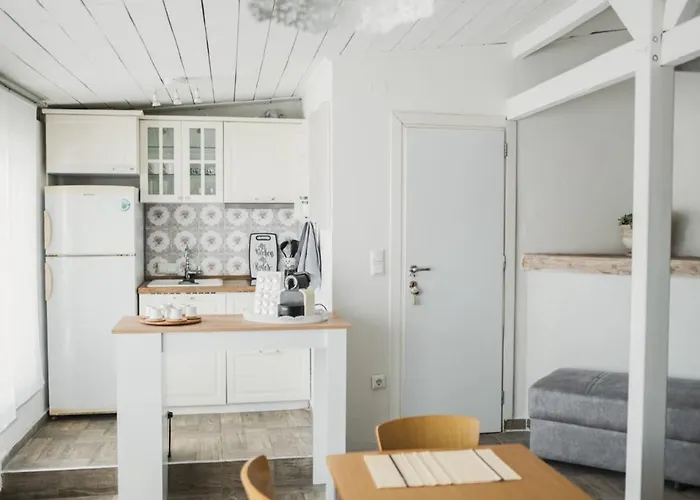 The Garden House Apartman