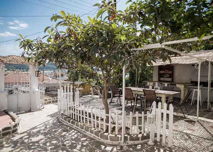 The Garden House Apartman