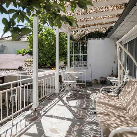 Apartment The Garden House Kavala