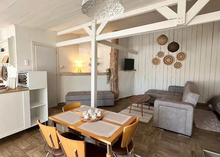 The Garden House * Kavala